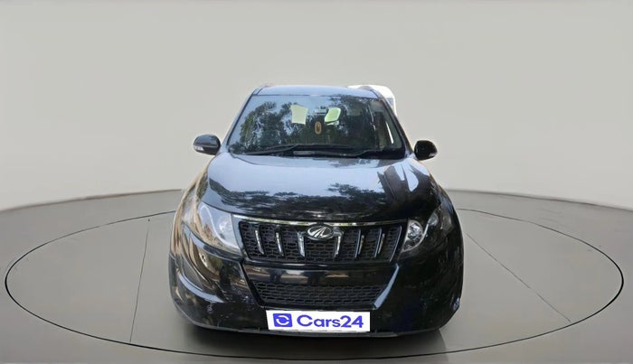 2017 Mahindra XUV500 W6, Diesel, Manual, 25,487 km, exterior