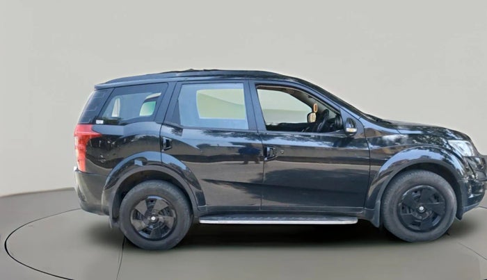 2017 Mahindra XUV500 W6, Diesel, Manual, 25,487 km, exterior