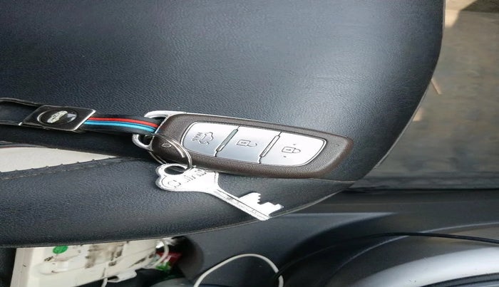 2023 Hyundai GRAND I10 NIOS ASTA AMT 1.2 KAPPA VTVT, Petrol, Automatic, 25,204 km, interior