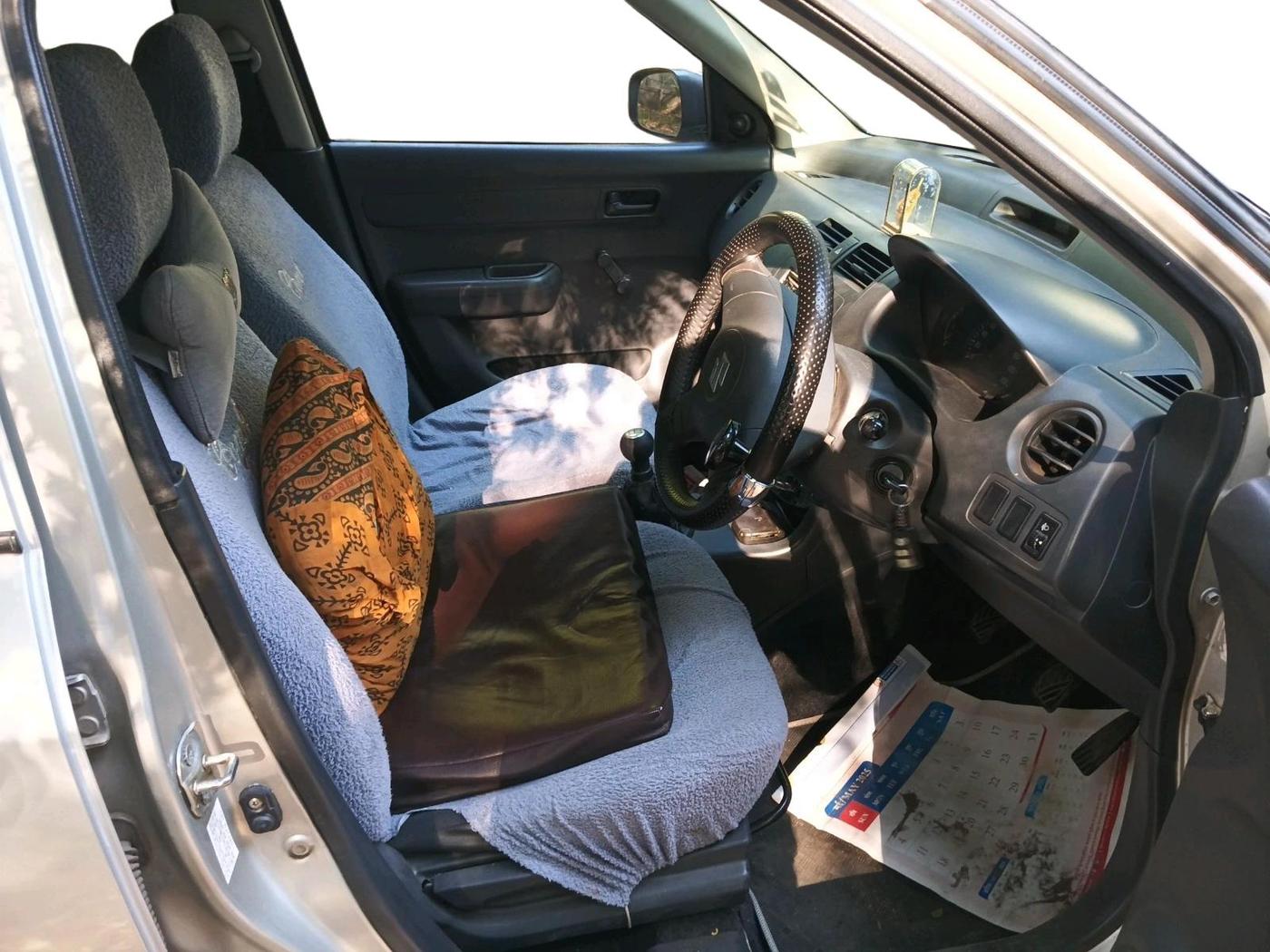 2009 Maruti Swift Dzire LDI, Diesel, Manual, 1,79,741 km, interior