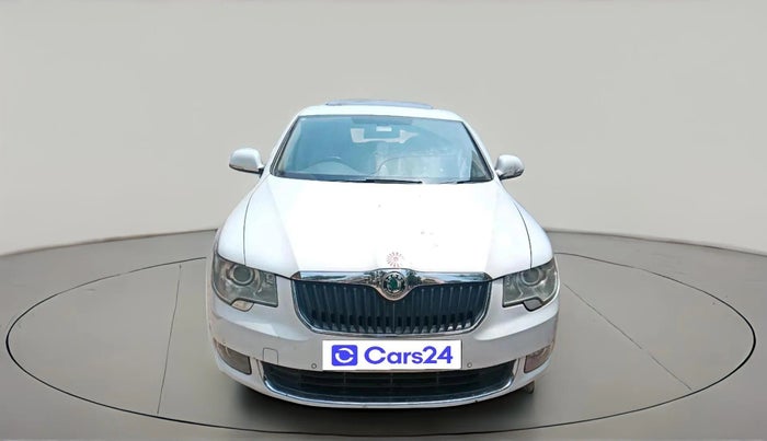 2011 Skoda Superb ELEGANCE 2.0 TDI CR AT, Diesel, Automatic, 2,38,029 km, exterior