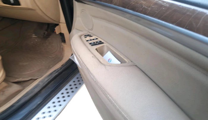 2009 BMW X5 3.0 D, Diesel, Automatic, 2,40,915 km, interior