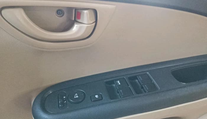 2015 Honda Mobilio 1.5L I-VTEC V, Petrol, Manual, 19,489 km, interior