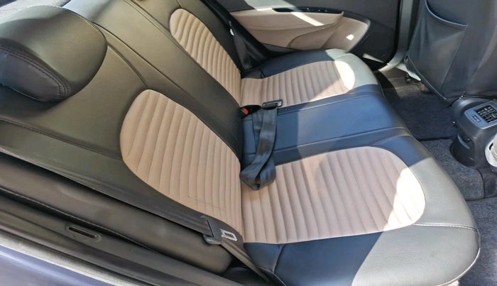 2016 Hyundai Grand i10 ASTA (O) AT 1.2 KAPPA VTVT, Petrol, Automatic, 21,463 km, interior
