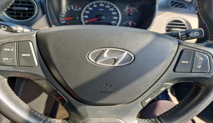 2016 Hyundai Grand i10 ASTA (O) AT 1.2 KAPPA VTVT, Petrol, Automatic, 21,463 km, interior