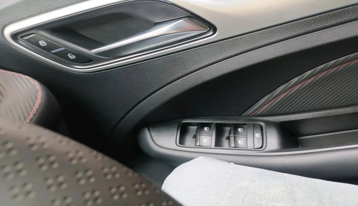 2023 MG ASTOR SHARP 1.3 TURBO AT, Petrol, Automatic, 35,265 km, interior