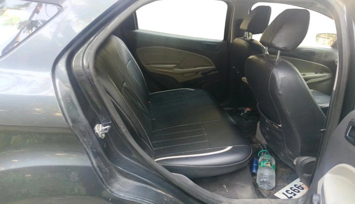 2013 Ford Ecosport AMBIENTE 1.5L DIESEL, Diesel, Manual, 1,80,349 km, interior