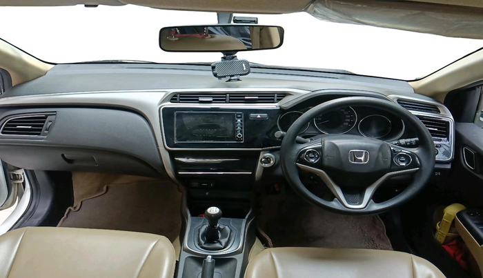 2017 Honda City 1.5L I-VTEC V MT, Petrol, Manual, 78,322 km, interior