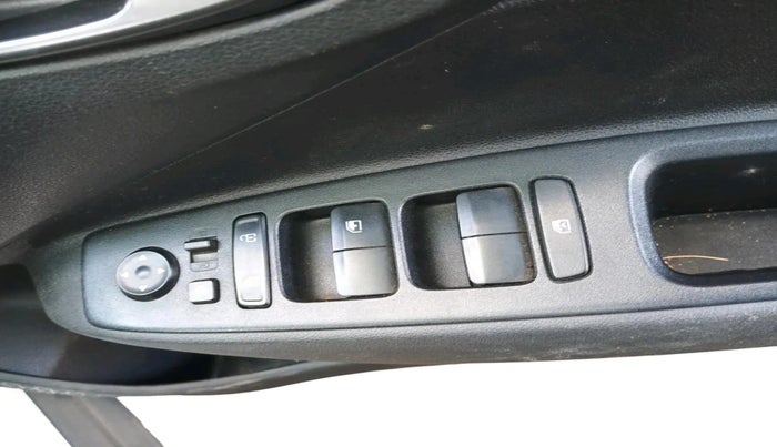 2025 Hyundai EXTER  SX 1.2 AMT, Petrol, Automatic, 17,567 km, interior