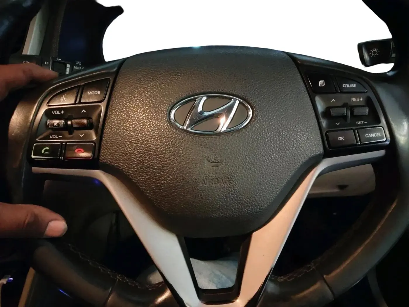 2016 Hyundai Tucson GLS 2WD AT DIESEL, Diesel, Automatic, 1,40,140 km, interior