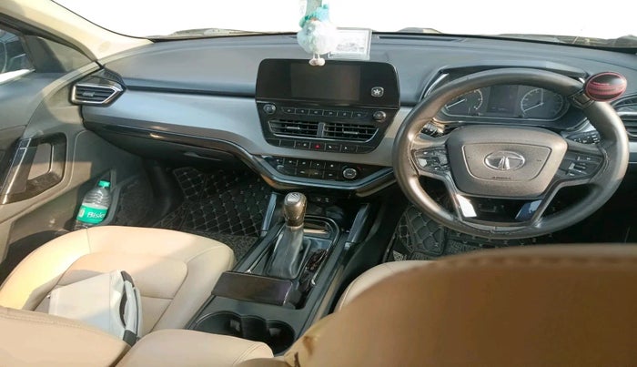 2022 Tata Harrier XTA PLUS 2.0L KRYOTEC HALO DARK EDITION , Diesel, Automatic, 74,297 km, interior