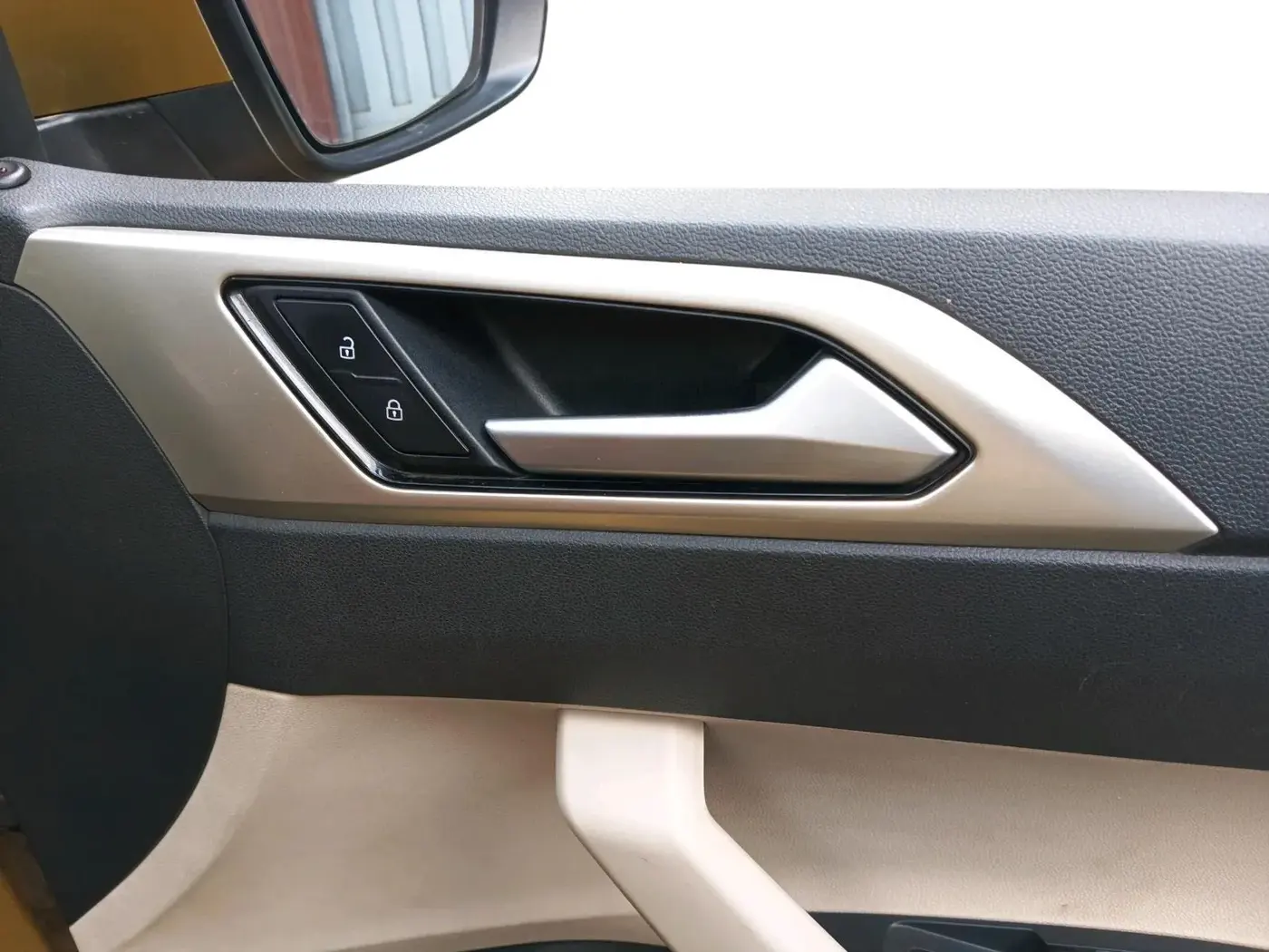 2022 Volkswagen VIRTUS TOPLINE TSI 1.0 AT, Petrol, Automatic, 86,235 km, interior