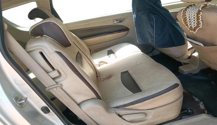 2013 Maruti Ertiga ZDI, Diesel, Manual, 1,60,550 km, interior