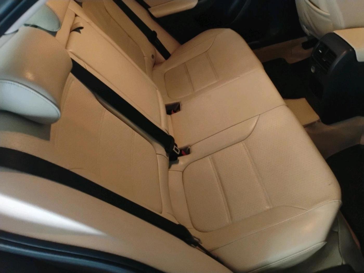 2014 Volkswagen Jetta COMFORTLINE TDI, Diesel, Manual, 1,08,743 km, interior