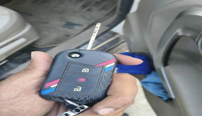 2022 Mahindra BOLERO NEO N10 R, Diesel, Manual, 91,392 km, interior