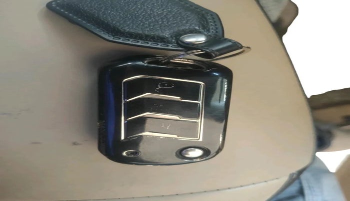 2024 Mahindra BOLERO NEO N10 R, Diesel, Manual, 17,969 km, interior