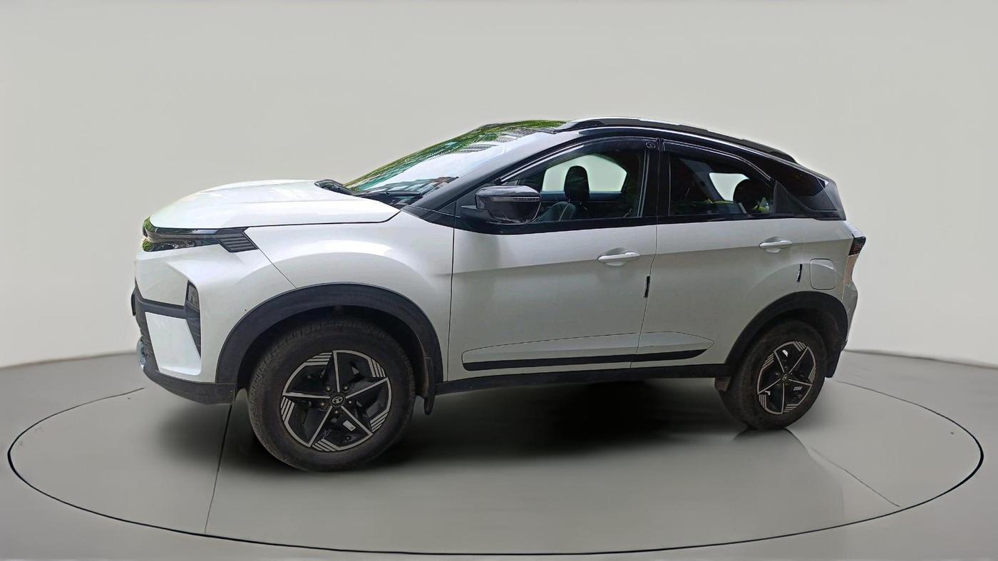 2023 Tata NEXON FEARLESS 1.2 REVOTRON 7 DCA DT, Petrol, Automatic, 10,002 km, exterior