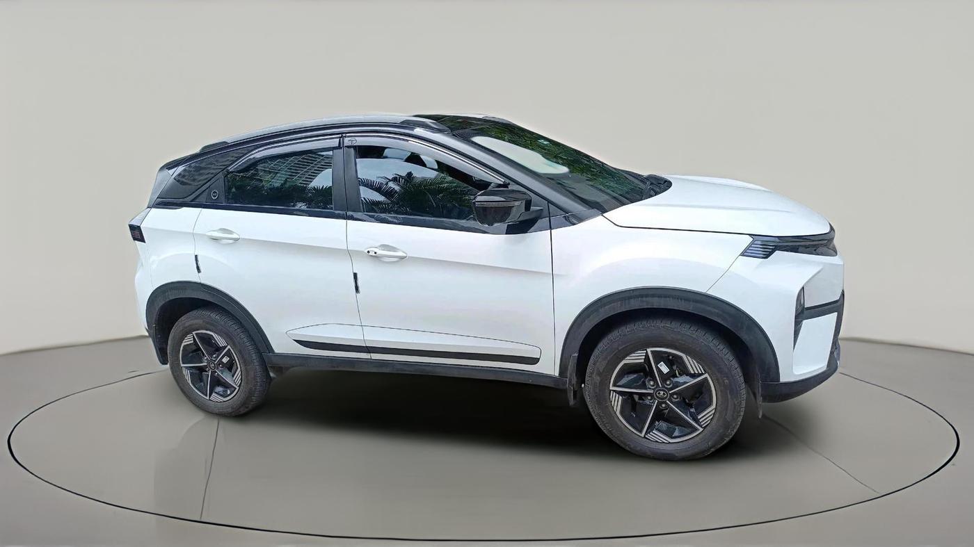 2023 Tata NEXON FEARLESS 1.2 REVOTRON 7 DCA DT, Petrol, Automatic, 10,002 km, exterior