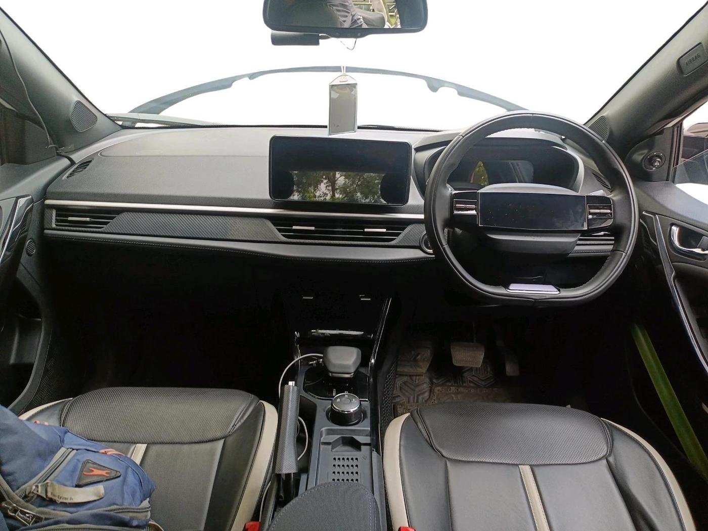 2023 Tata NEXON FEARLESS 1.2 REVOTRON 7 DCA DT, Petrol, Automatic, 10,002 km, interior