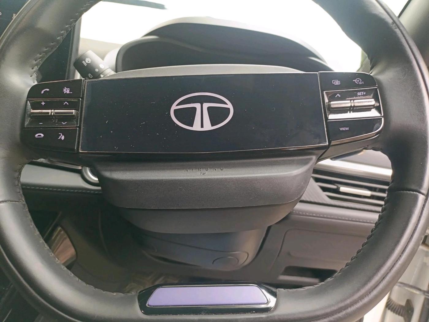 2023 Tata NEXON FEARLESS 1.2 REVOTRON 7 DCA DT, Petrol, Automatic, 10,002 km, interior