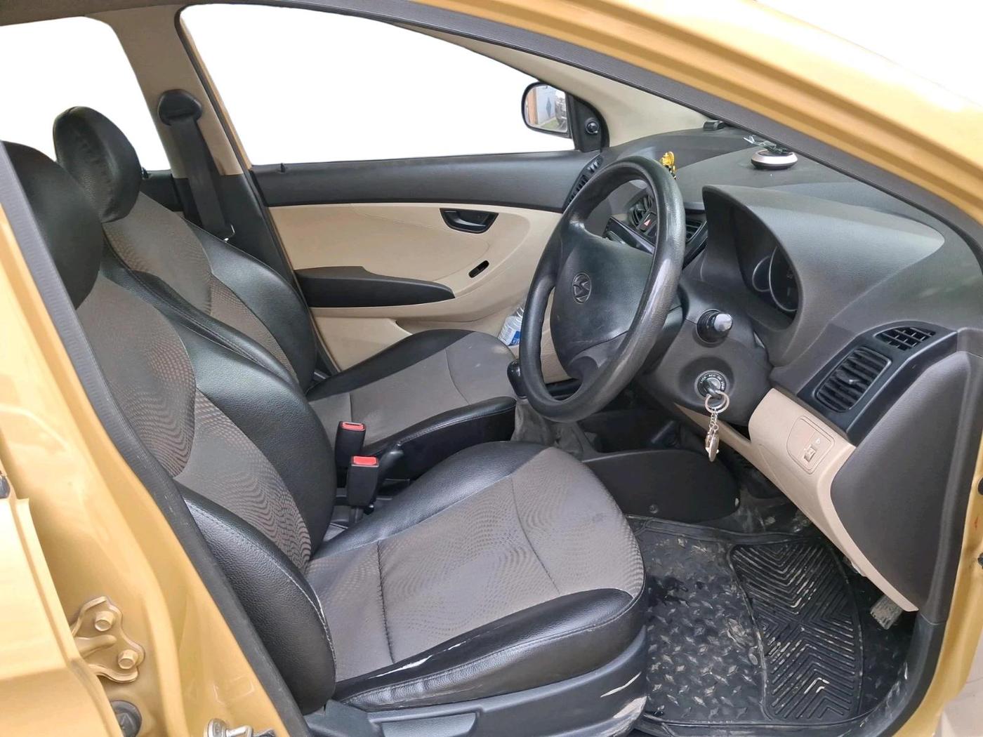 2014 Hyundai Eon MAGNA +, Petrol, Manual, 72,409 km, interior