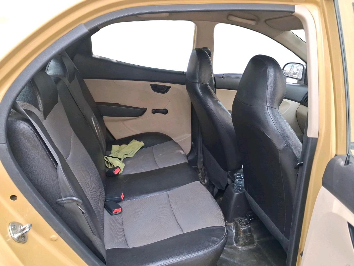 2014 Hyundai Eon MAGNA +, Petrol, Manual, 72,409 km, interior