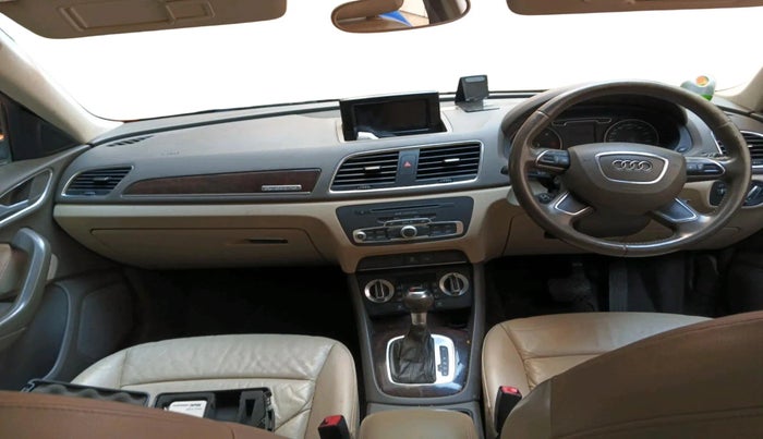 2012 Audi Q3 2.0 TDI QUATTRO, Diesel, Automatic, 79,592 km, interior