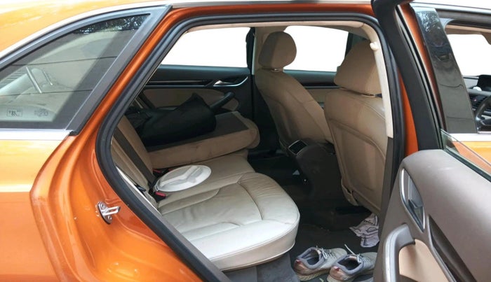 2012 Audi Q3 2.0 TDI QUATTRO, Diesel, Automatic, 79,592 km, interior