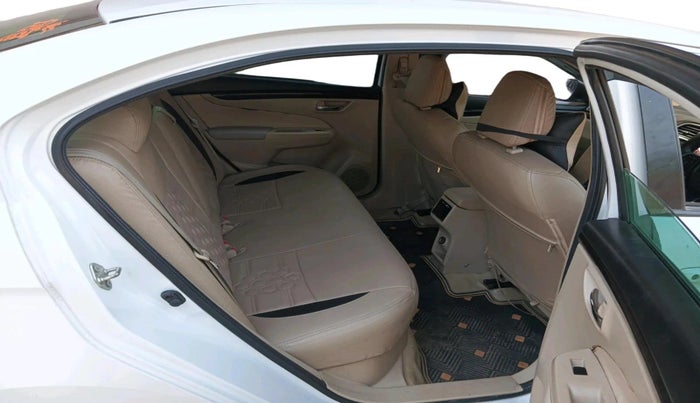 2018 Maruti Ciaz DELTA 1.4 MT PETROL, Petrol, Manual, 1,38,260 km, interior