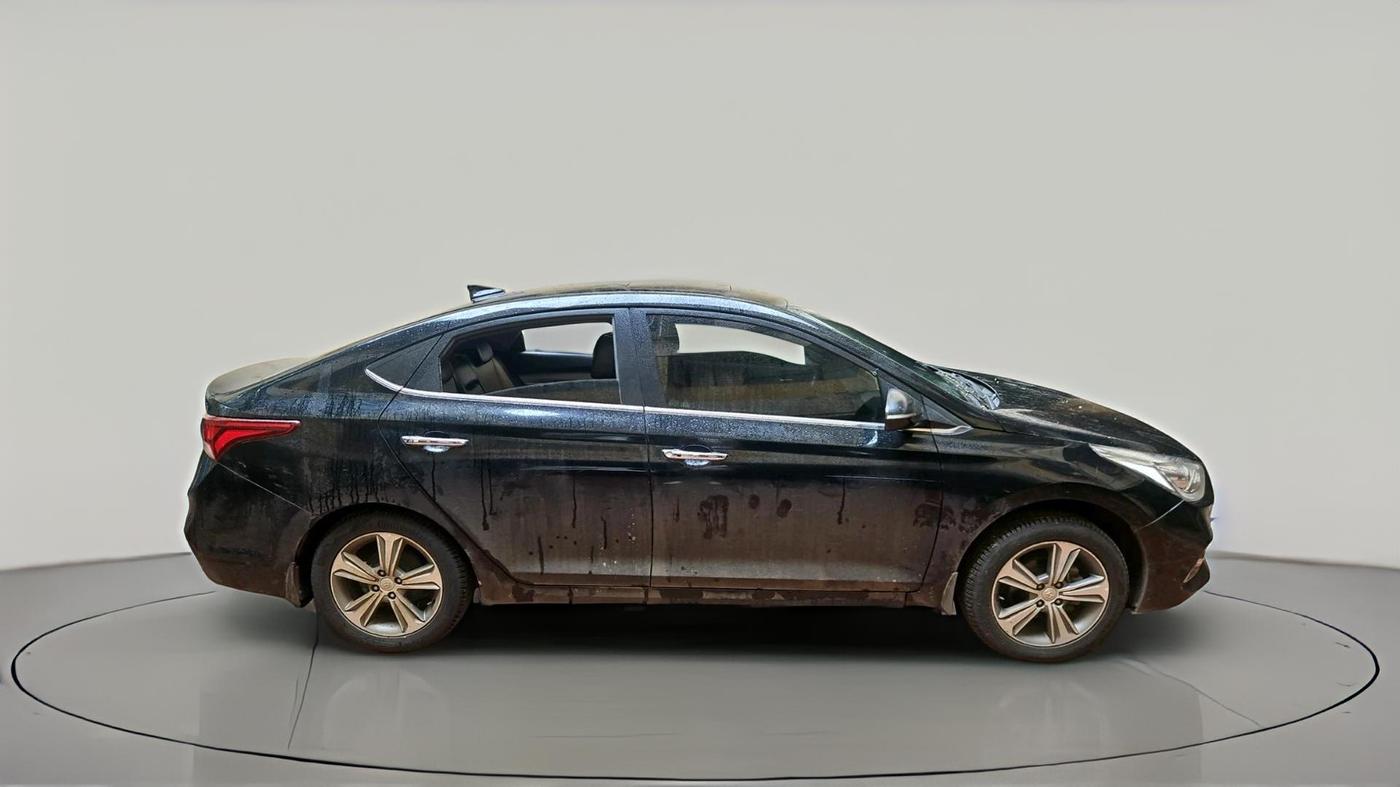 2017 Hyundai Verna 1.6 VTVT SX (O) AT, Petrol, Automatic, 51,437 km, exterior