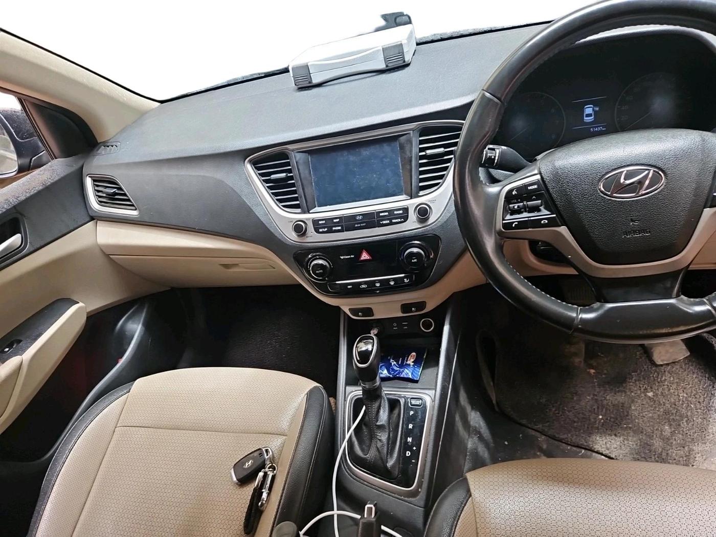 2017 Hyundai Verna 1.6 VTVT SX (O) AT, Petrol, Automatic, 51,437 km, interior