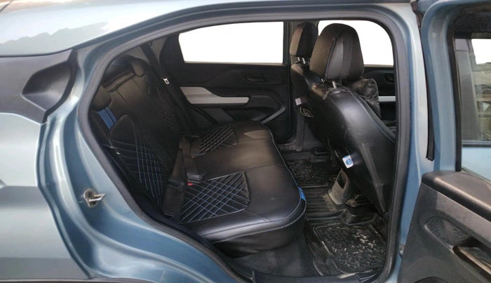 2023 Tata PUNCH ACCOMPLISHED DAZZLE SUNROOF CNG MT, CNG, Manual, 31,765 km, interior