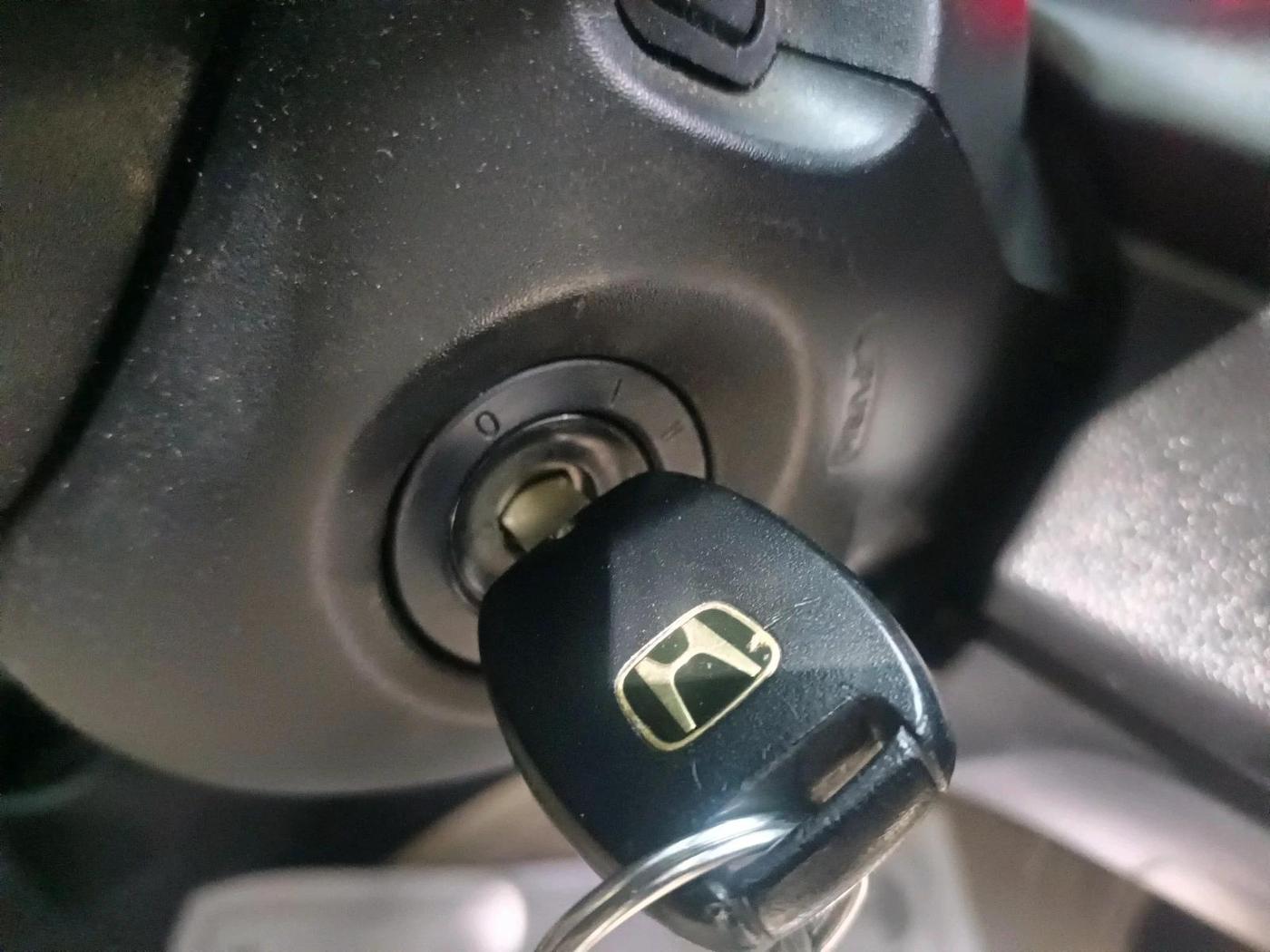 2015 Honda Mobilio 1.5L I-VTEC S, Petrol, Manual, 49,500 km, interior