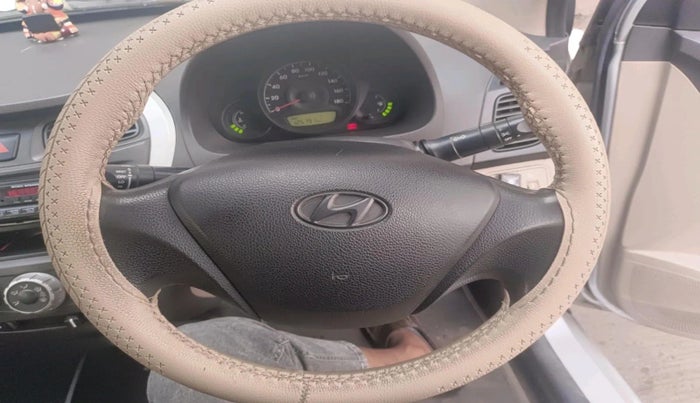 2013 Hyundai Eon ERA +, Petrol, Manual, 1,25,791 km, interior