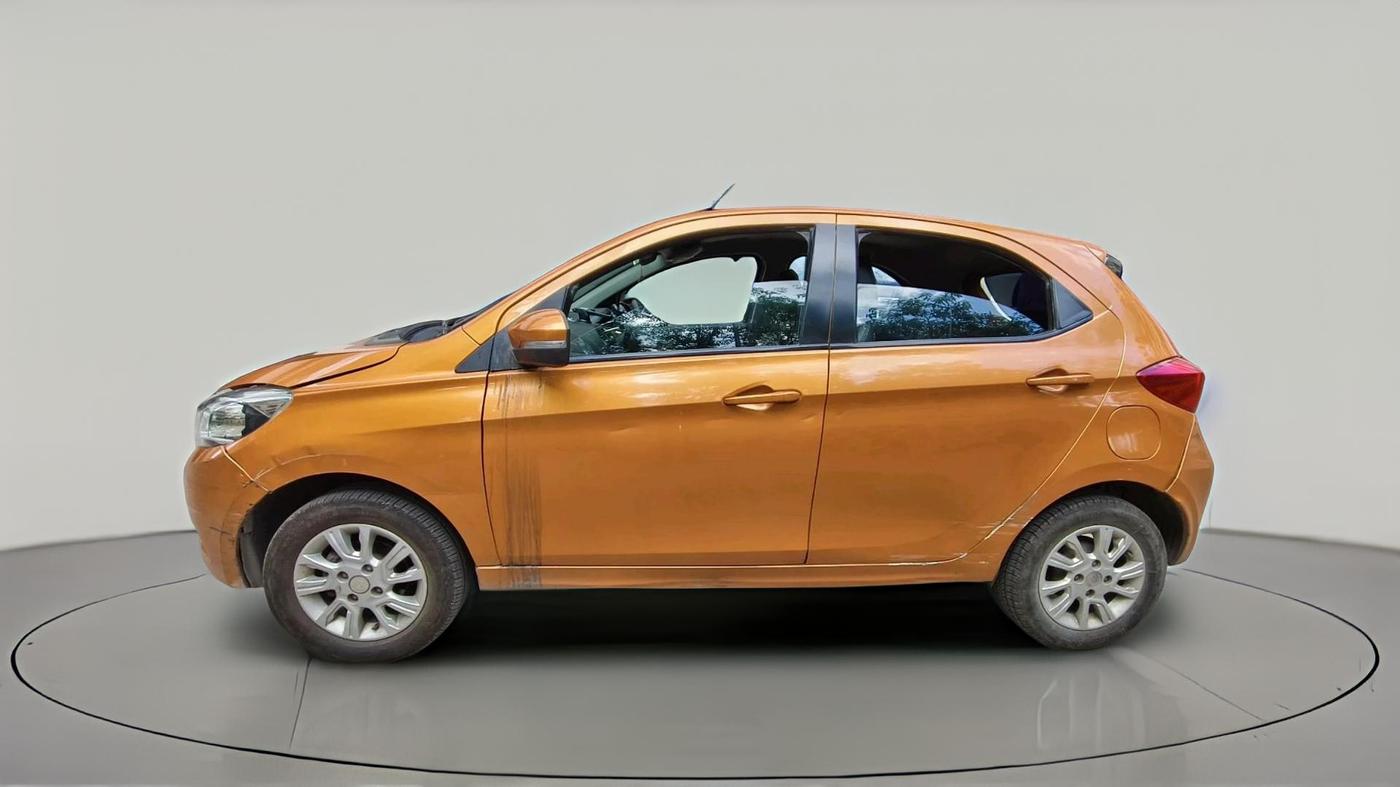 2018 Tata Tiago XZ PETROL, Petrol, Manual, 53,795 km, exterior