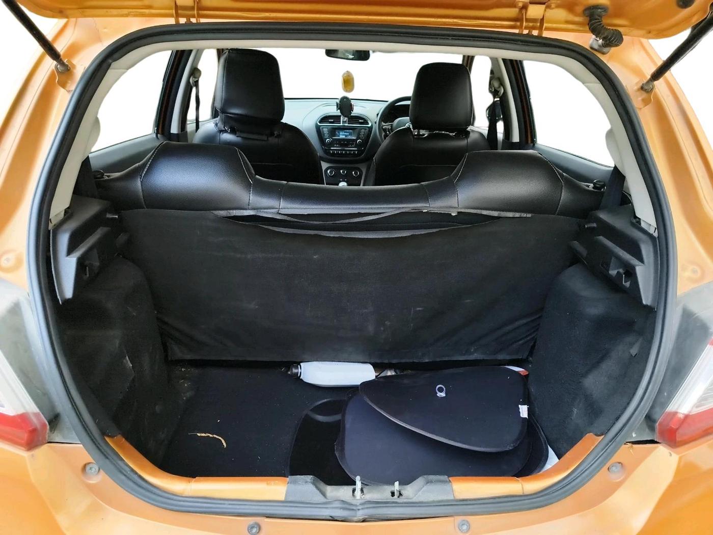 2018 Tata Tiago XZ PETROL, Petrol, Manual, 53,795 km, exterior