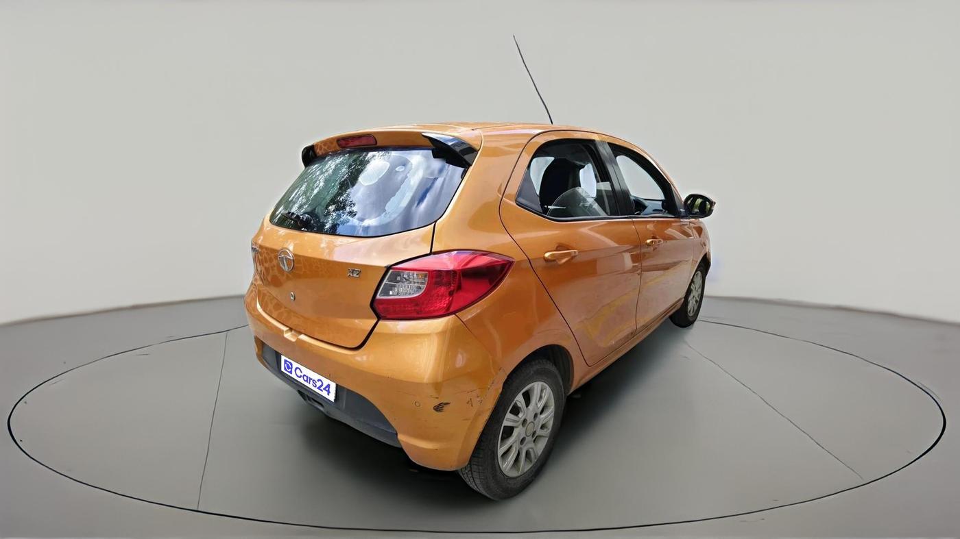 2018 Tata Tiago XZ PETROL, Petrol, Manual, 53,795 km, exterior