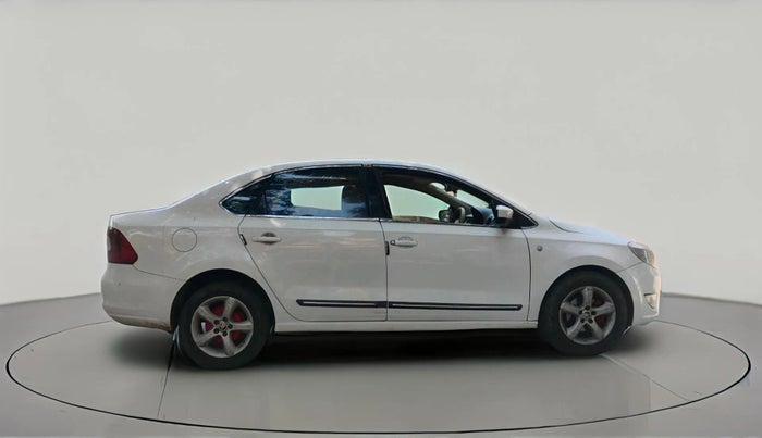 2013 Skoda Rapid AMBITION 1.6 TDI CR MT PLUS, Diesel, Manual, 2,43,000 km, exterior