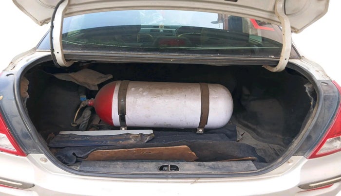 2009 Maruti Swift Dzire VXI 1.3, CNG, Manual, 1,26,145 km, exterior