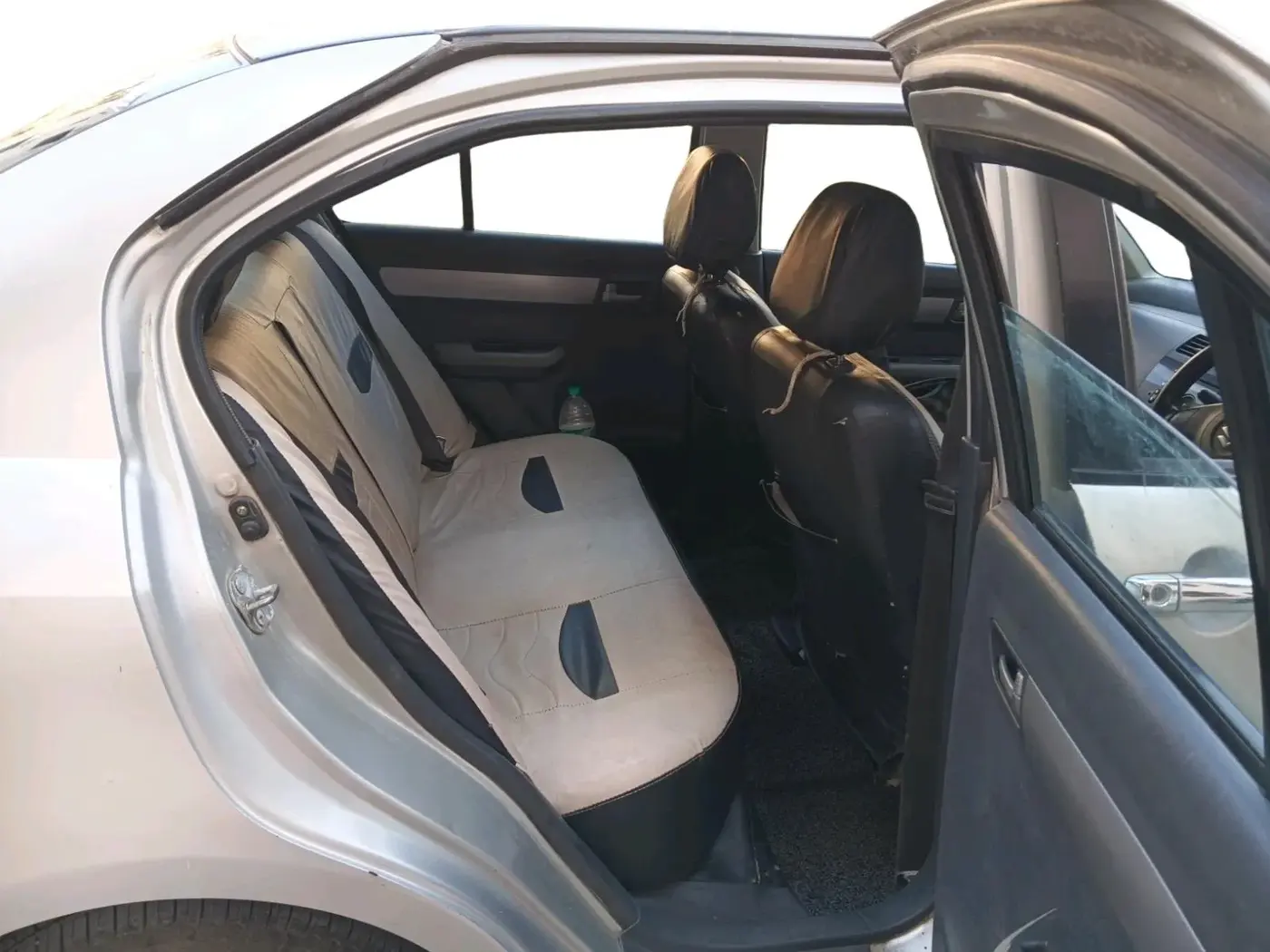2009 Maruti Swift Dzire VXI 1.3, CNG, Manual, 1,26,145 km, interior