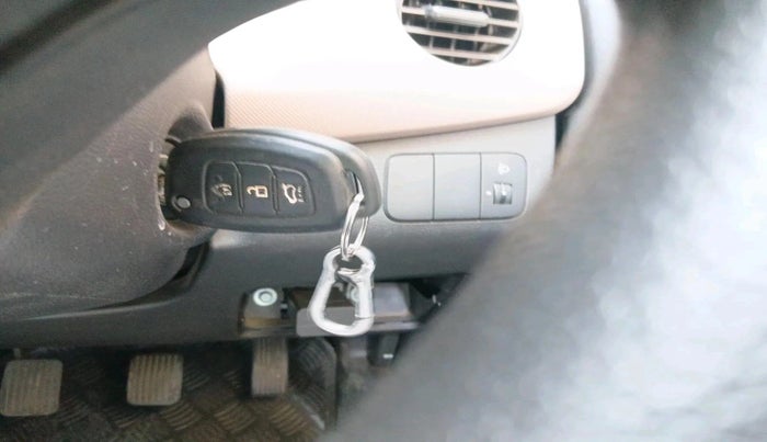 2014 Hyundai Xcent S 1.2, Petrol, Manual, 50,647 km, interior