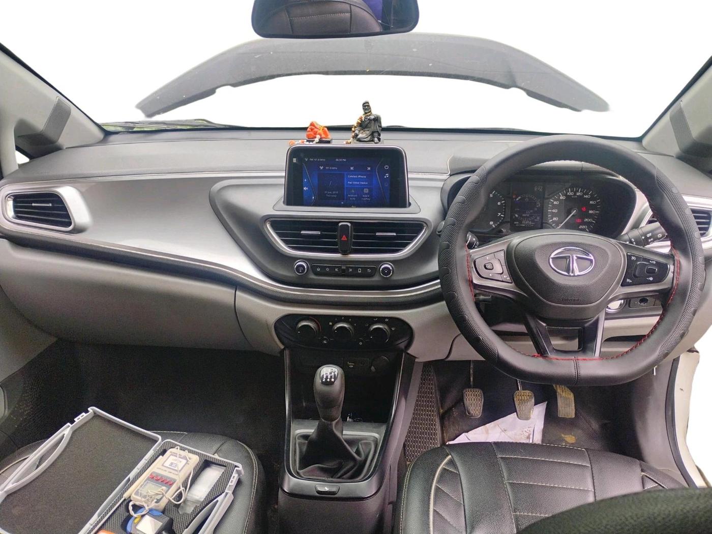 2020 Tata ALTROZ XT PETROL, Petrol, Manual, 86,856 km, interior