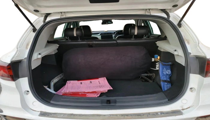 2022 MG ASTOR SUPER 1.5 MT, Petrol, Manual, 42,512 km, exterior