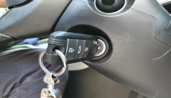 2022 MG ASTOR SUPER 1.5 MT, Petrol, Manual, 42,512 km, interior