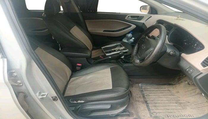 2016 Hyundai Elite i20 ASTA 1.2 (O), Petrol, Manual, 42,722 km, interior