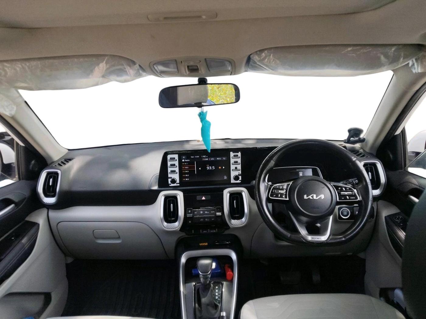2023 KIA SONET HTX 1.0 DCT, Petrol, Automatic, 54,411 km, interior