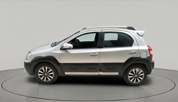 2014 Toyota Etios CROSS 1.5 V, Petrol, Manual, 77,813 km, exterior