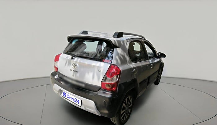 2014 Toyota Etios CROSS 1.5 V, Petrol, Manual, 77,813 km, exterior