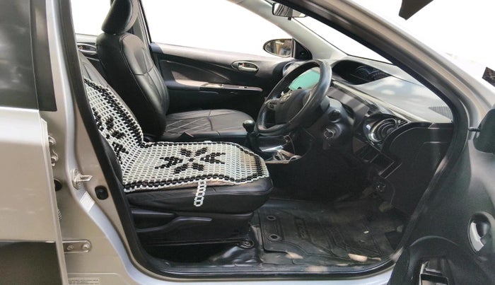 2014 Toyota Etios CROSS 1.5 V, Petrol, Manual, 77,813 km, interior