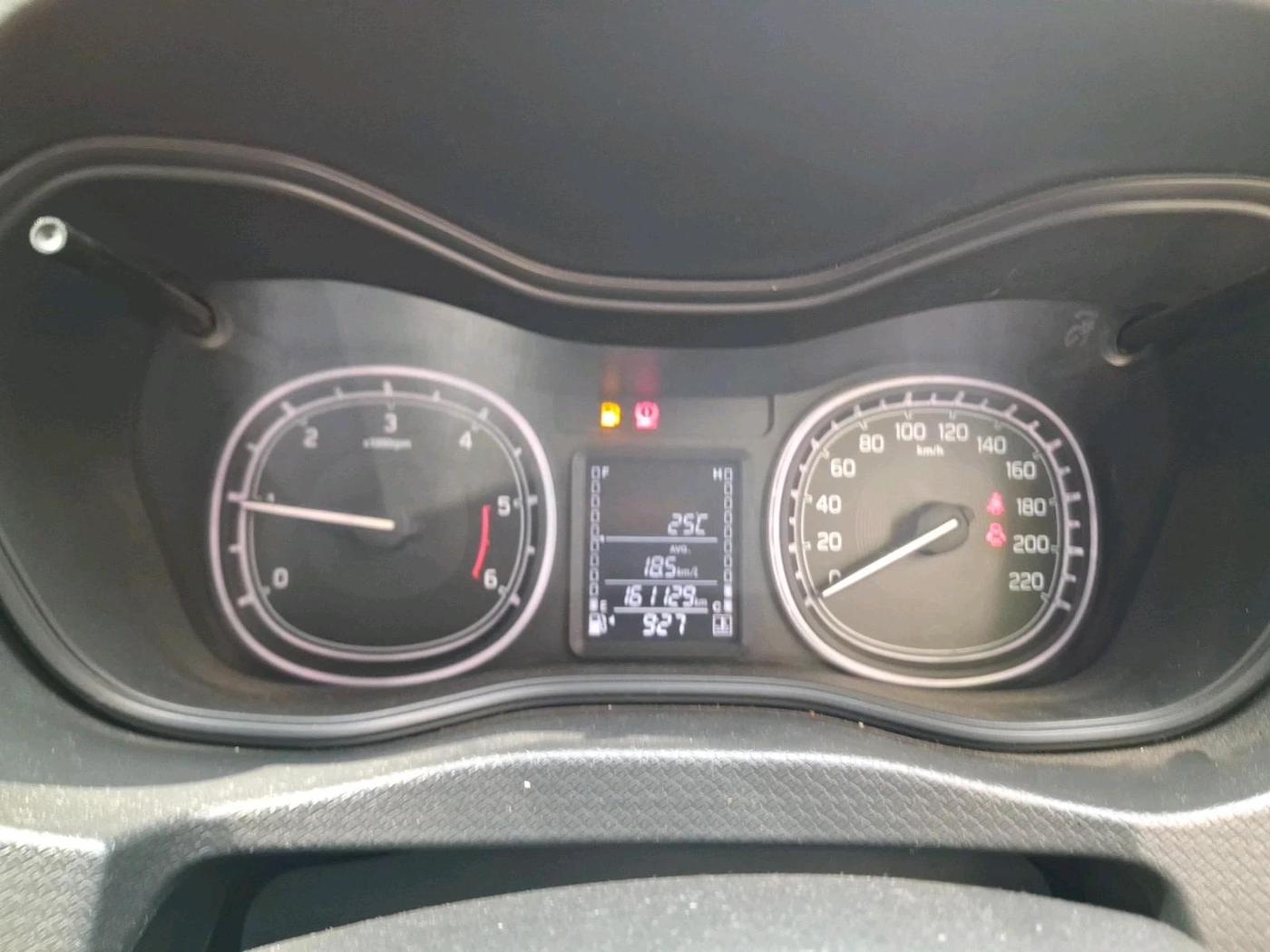 2016 Maruti Vitara Brezza ZDI, Diesel, Manual, 1,61,129 km, interior